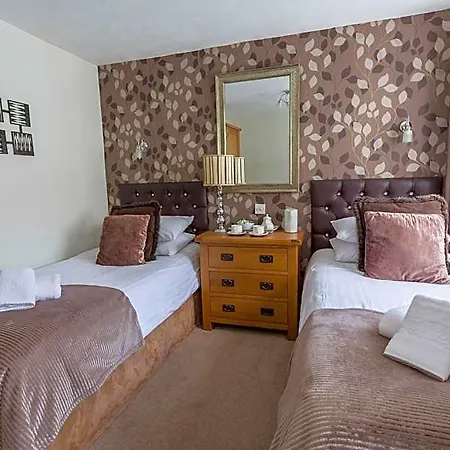 Hotel Highfield 3*